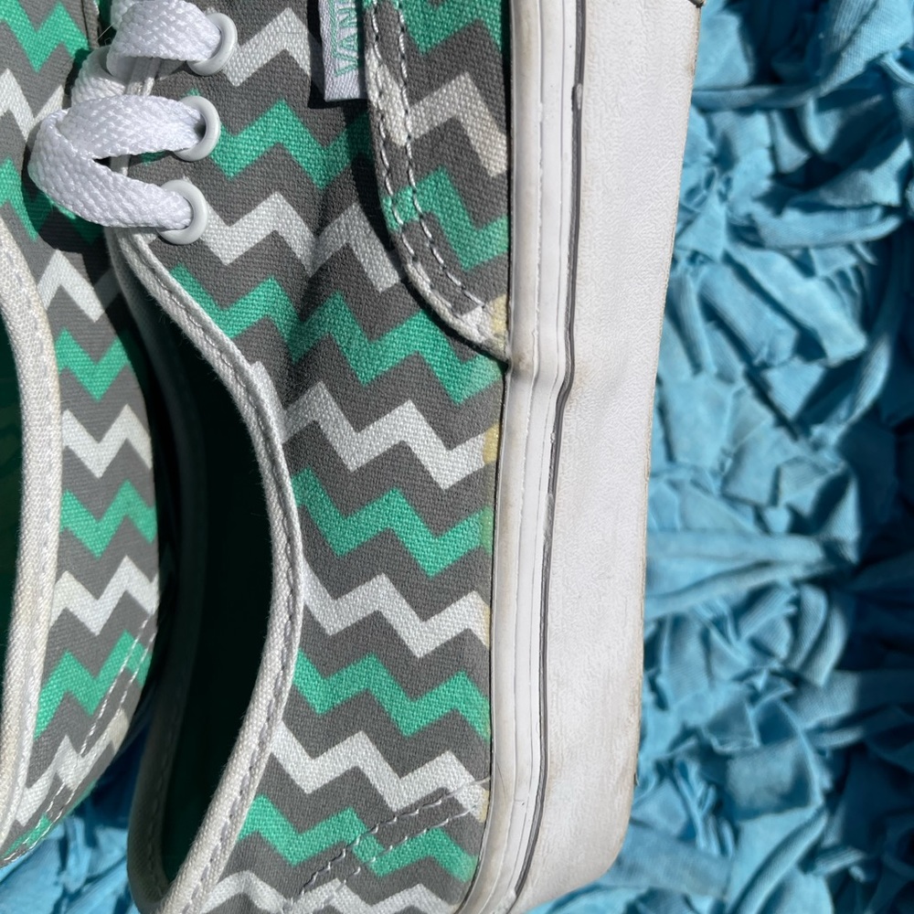 Chevron Vans - Picture 9 of 9